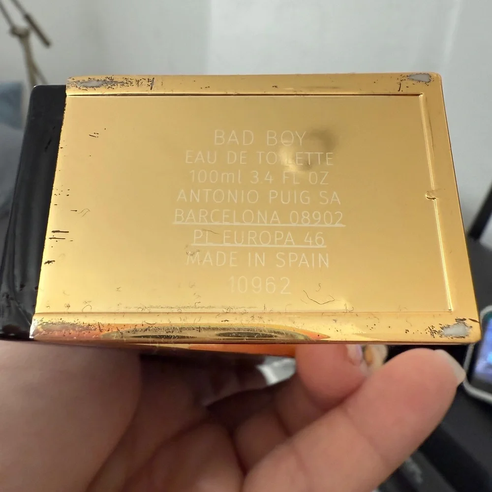 ⚡ Carolina Herrera Bad Boy Eau de Toilette 3.4 fl - Picture 3 of 3